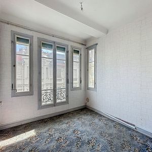 Property in Carre d'Or