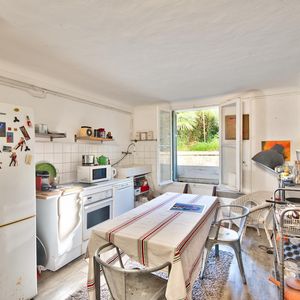 Property in Carre d'Or