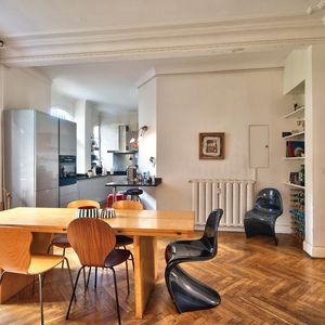 Property in Carre d'Or