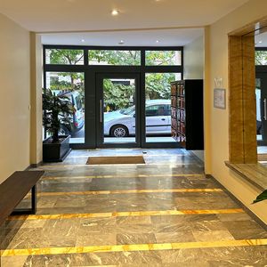 Property in Carre d'Or