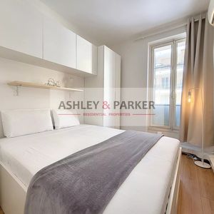 Property in Carre d'Or