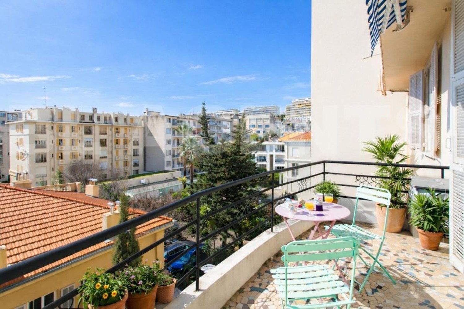 Property photo in Carre d'Or