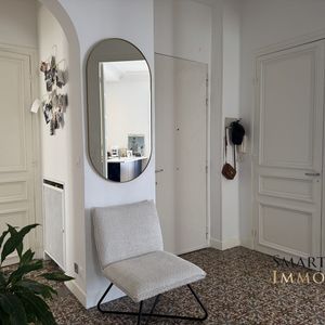 Property in Carre d'Or