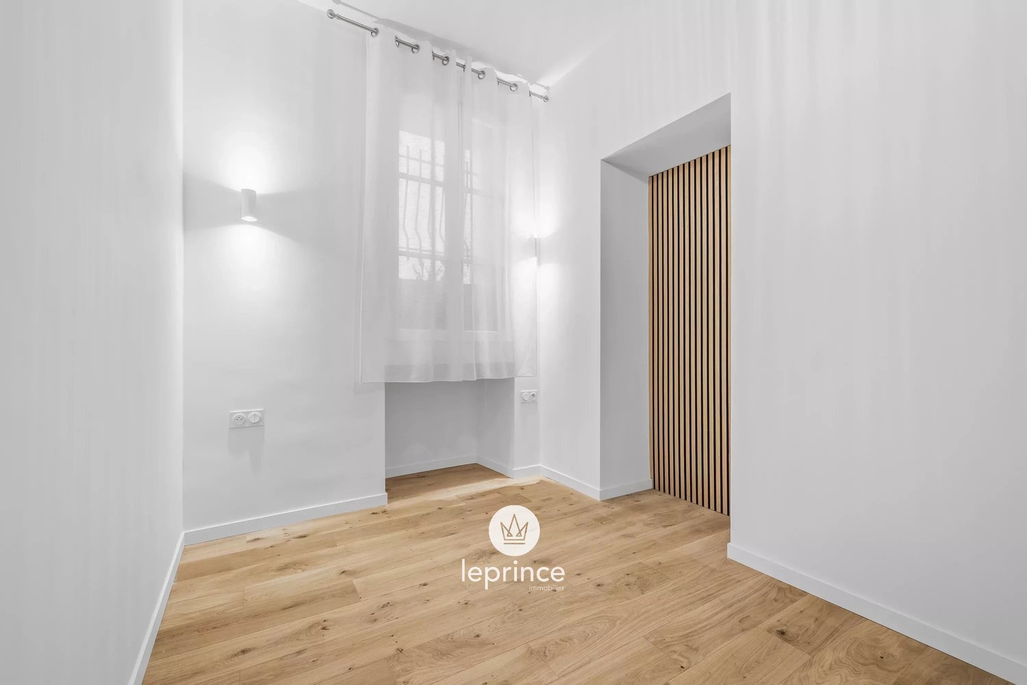 Property photo in Carre d'Or