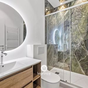 Property in Carre d'Or