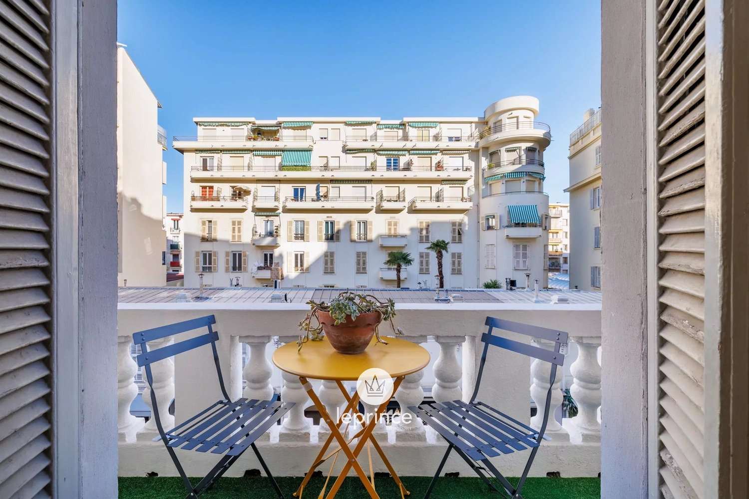 Property photo in Carre d'Or