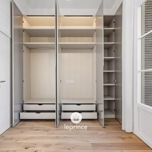 Property in Carre d'Or