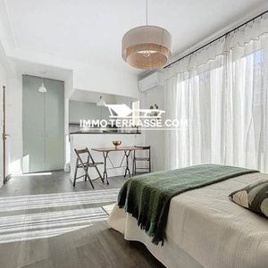 Property in Carre d'Or