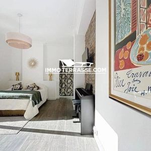 Property in Carre d'Or