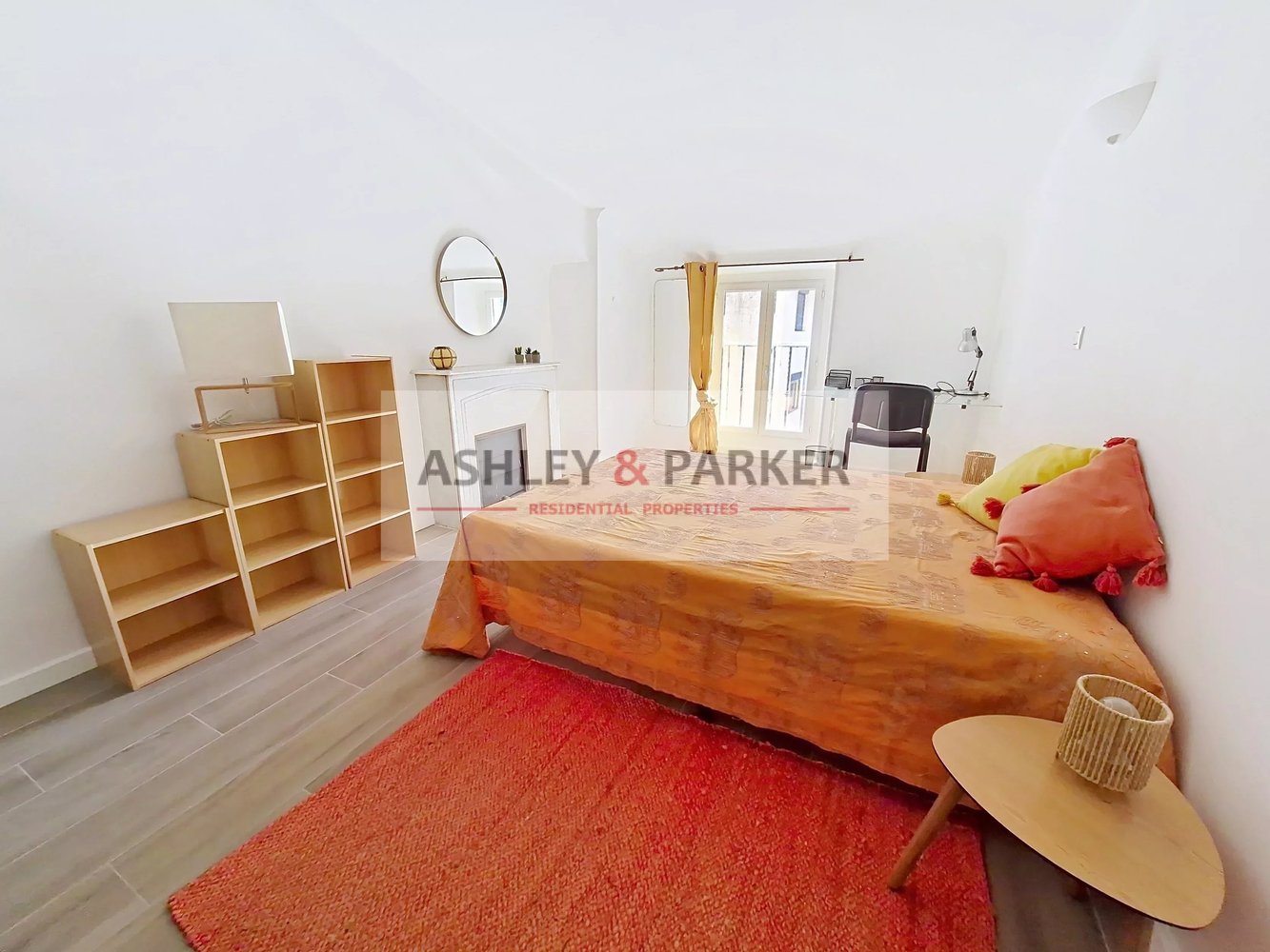 Property photo in Carre d'Or