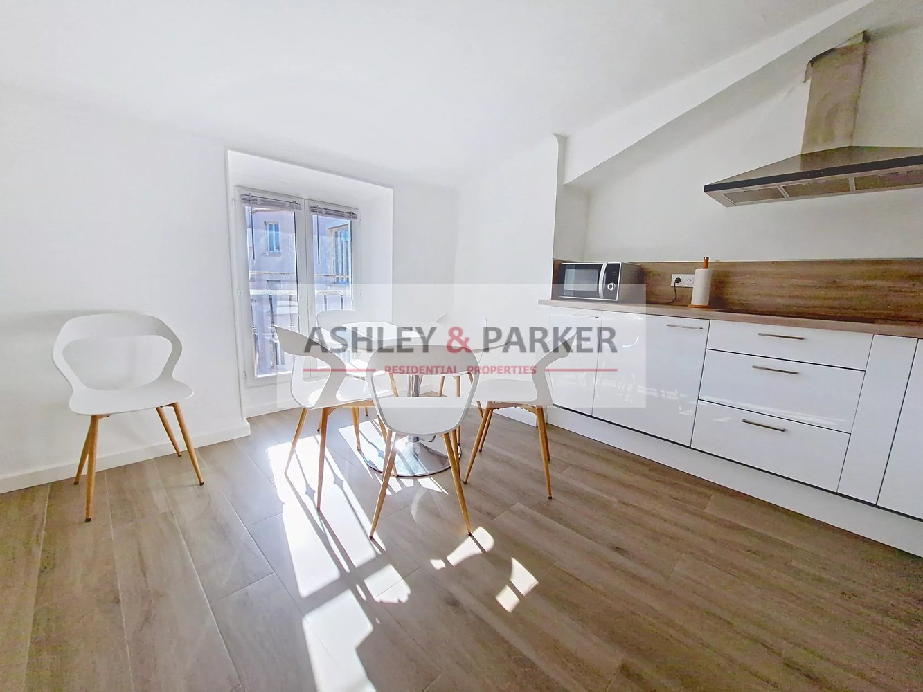 Property photo in Carre d'Or