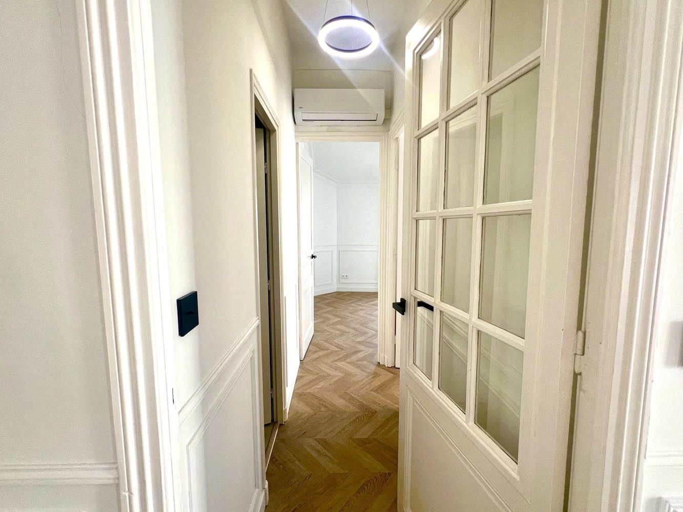 Property photo in Carre d'Or