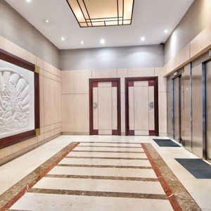 Property in Carre d'Or