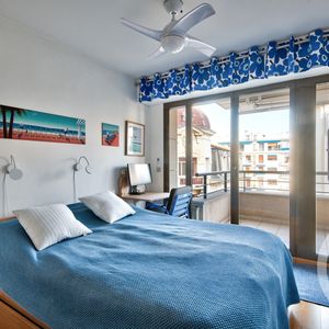 Property in Carre d'Or