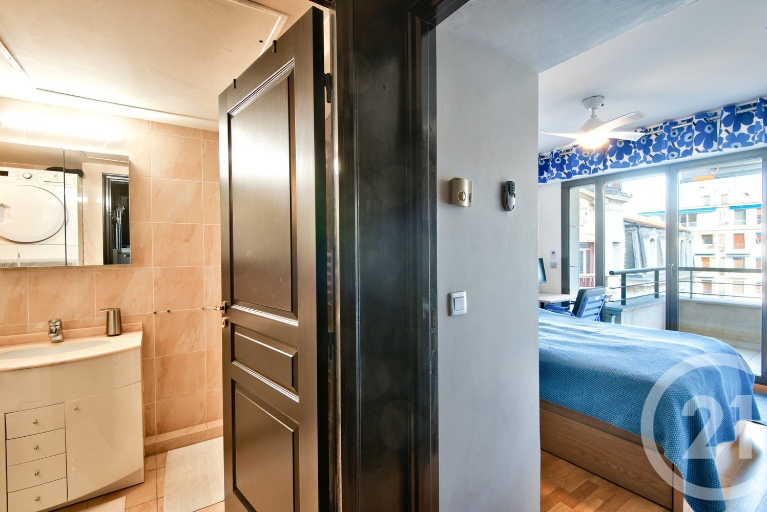 Property photo in Carre d'Or