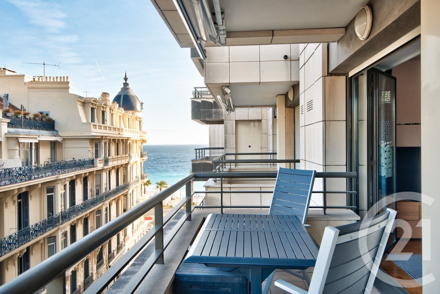 Property photo in Carre d'Or