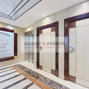 Property in Carre d'Or