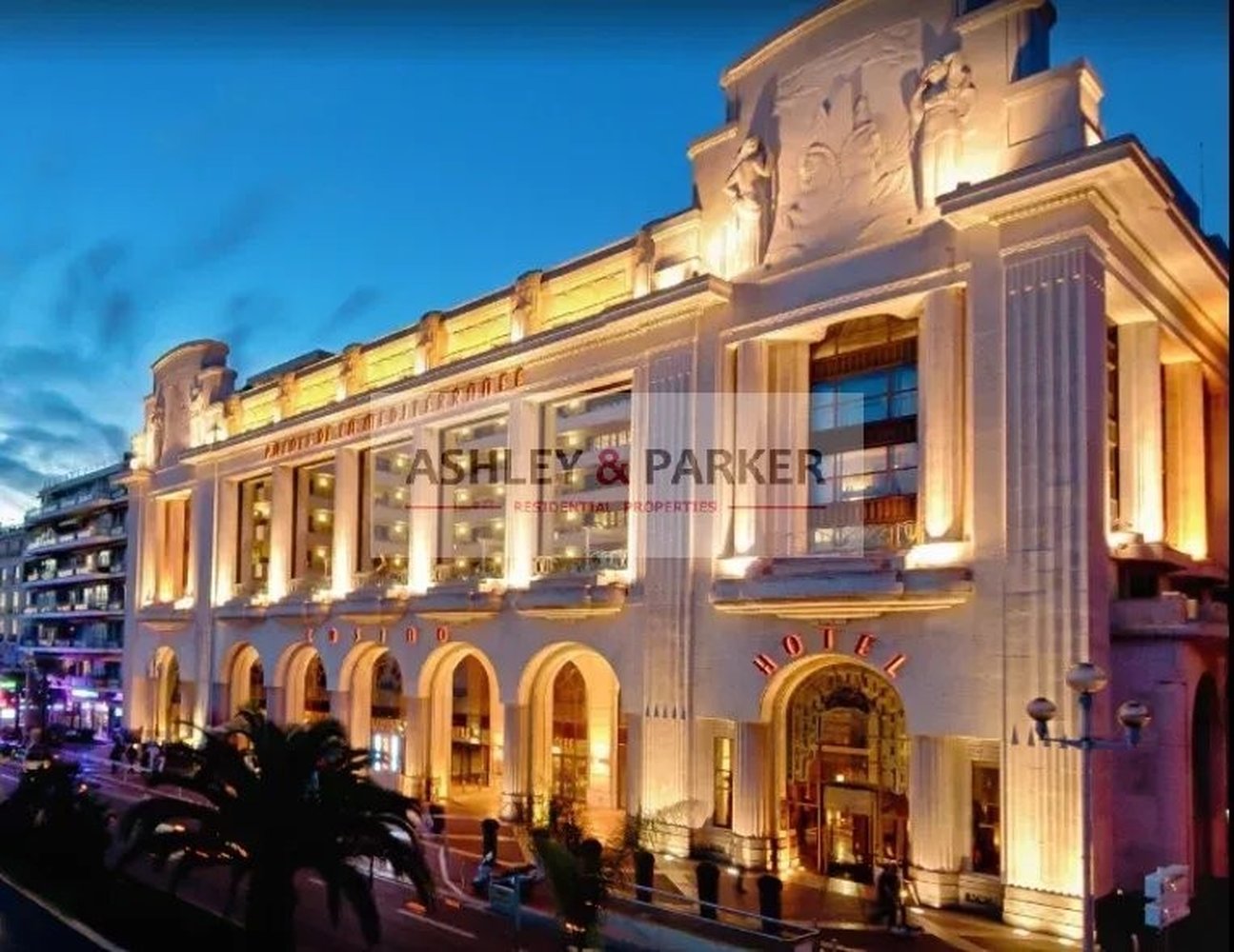 Property photo in Carre d'Or