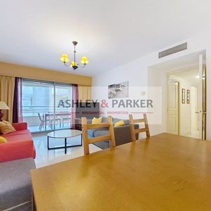 Property in Carre d'Or