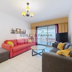 Property in Carre d'Or