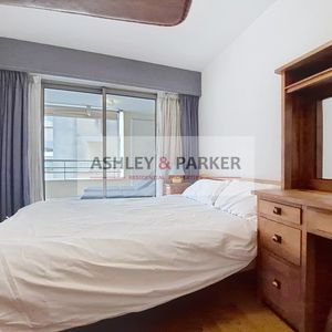 Property in Carre d'Or