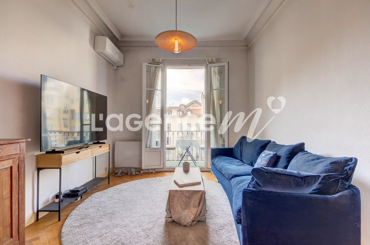 Property photo in Carre d'Or