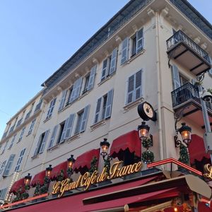 Property in Carre d'Or