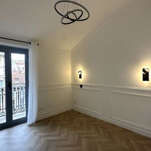 Property in Carre d'Or