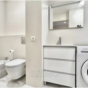 Property in Carre d'Or