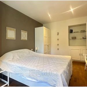 Property in Carre d'Or