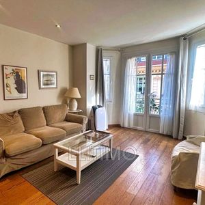 Property in Carre d'Or