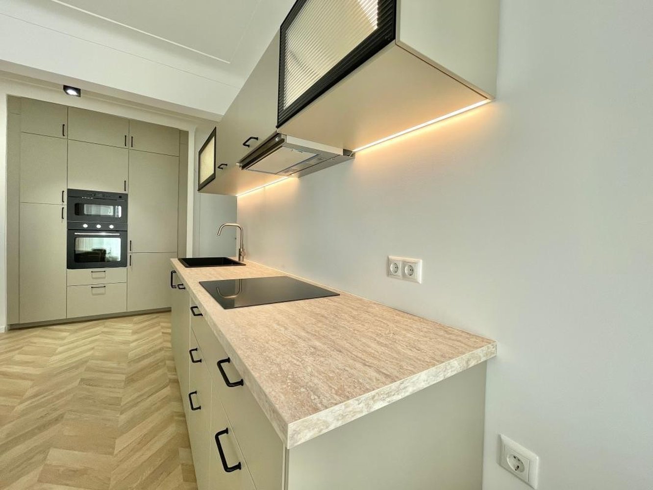 Property photo in Musicians Quarter