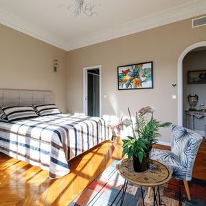 Property in Musicians Quarter