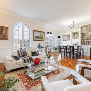 Property in Musicians Quarter