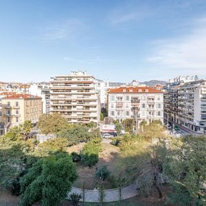 Property in Musicians Quarter