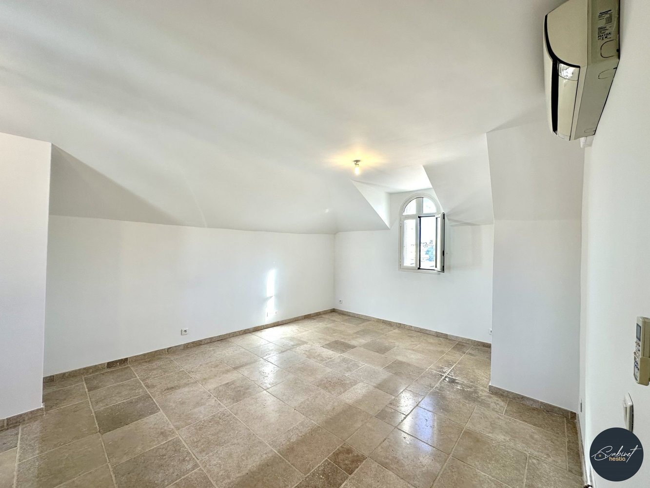 Property photo in Musicians Quarter