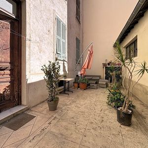 Property in Musicians Quarter