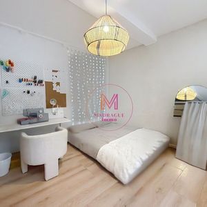 Property in Old Town