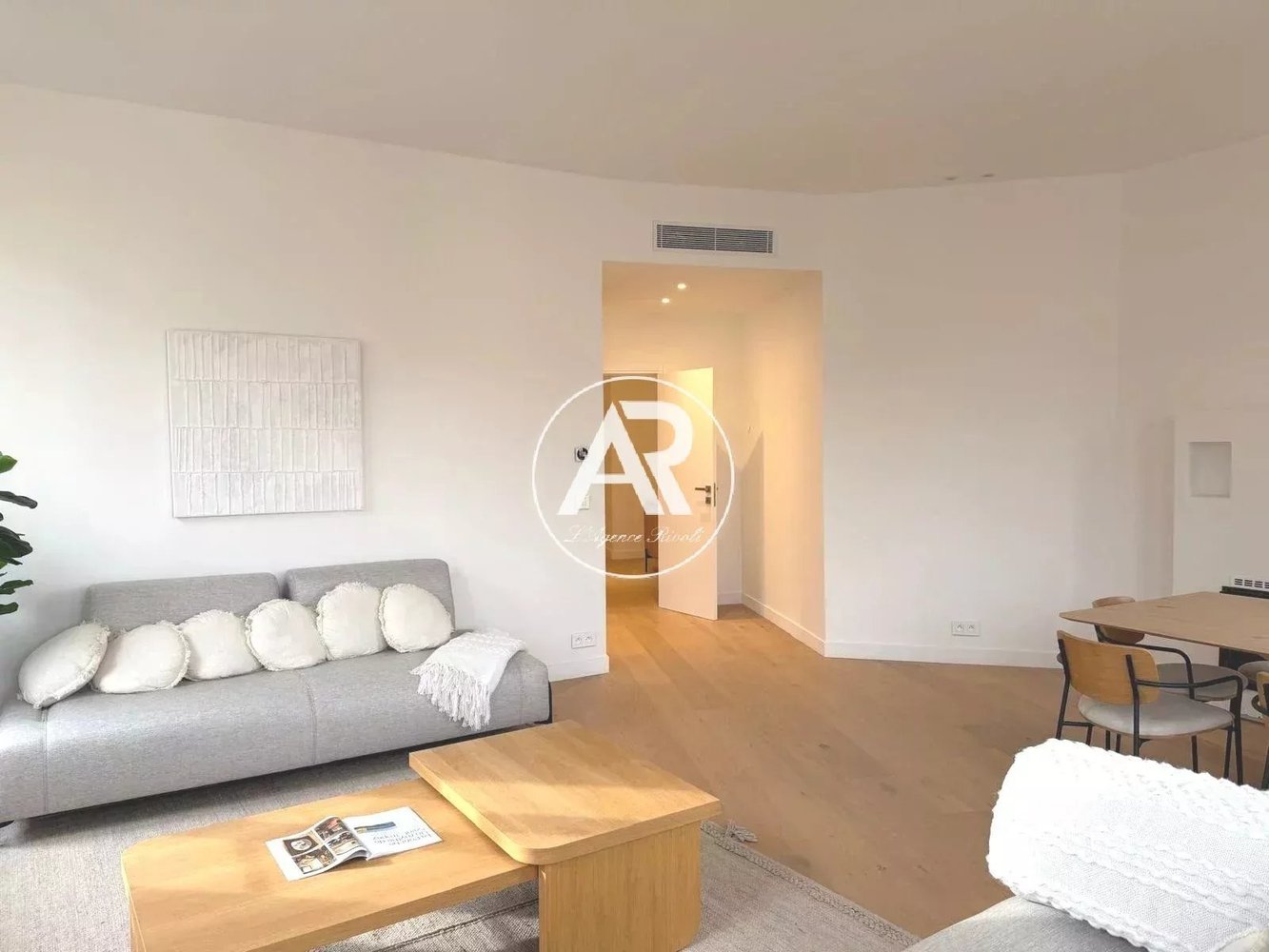 Property photo in Port