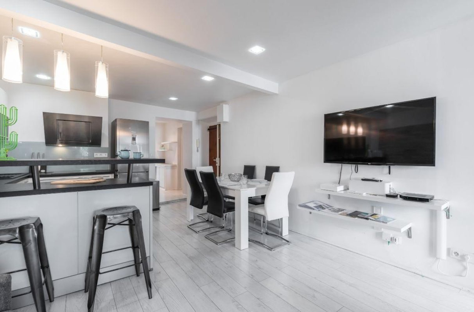 Property photo in Port