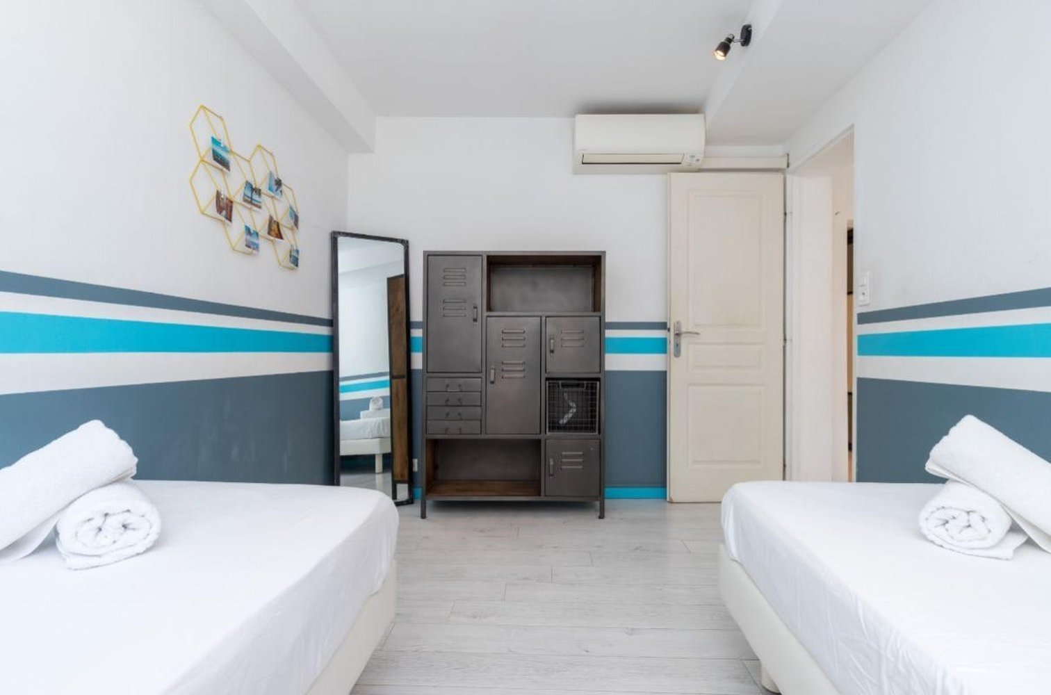 Property photo in Port