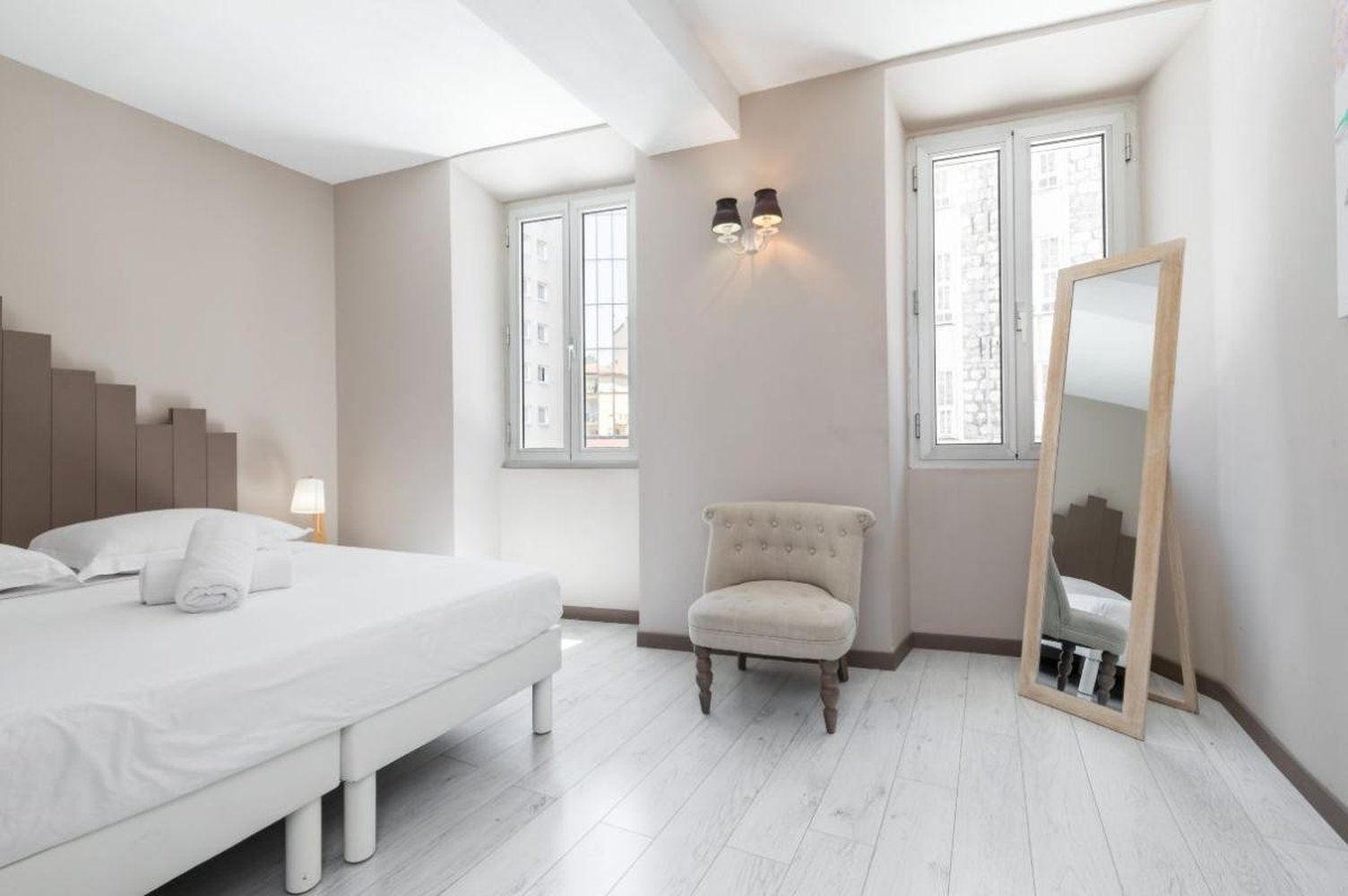 Property photo in Port