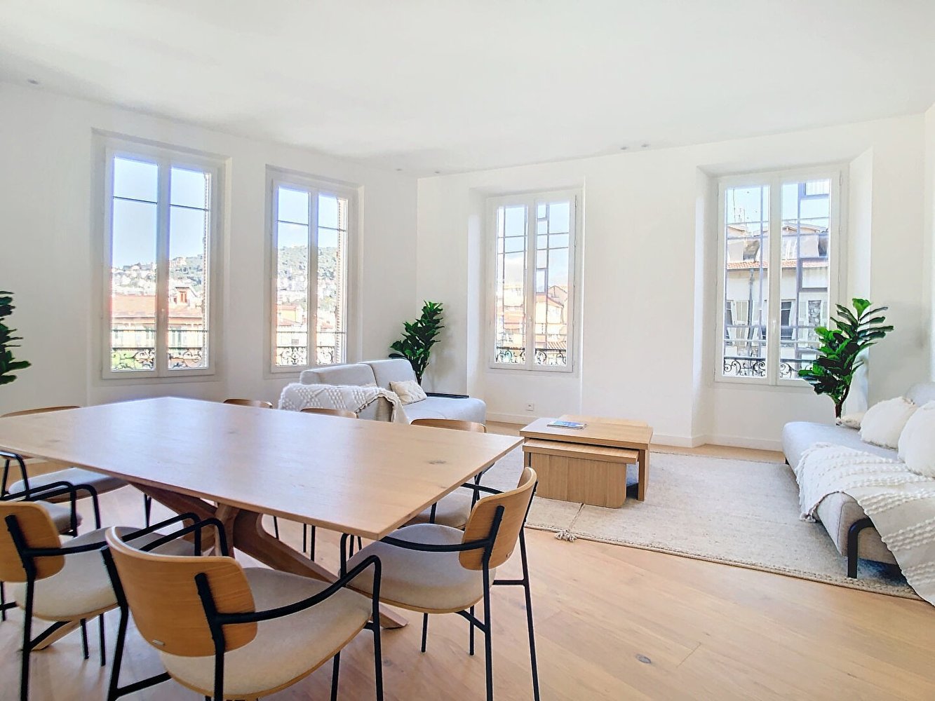 Property photo in Port