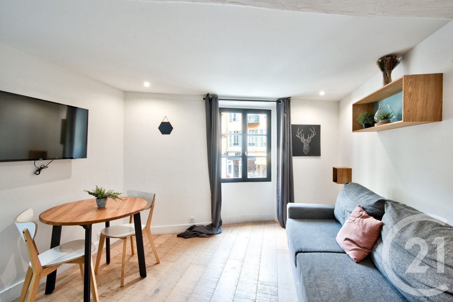 Property photo in Port