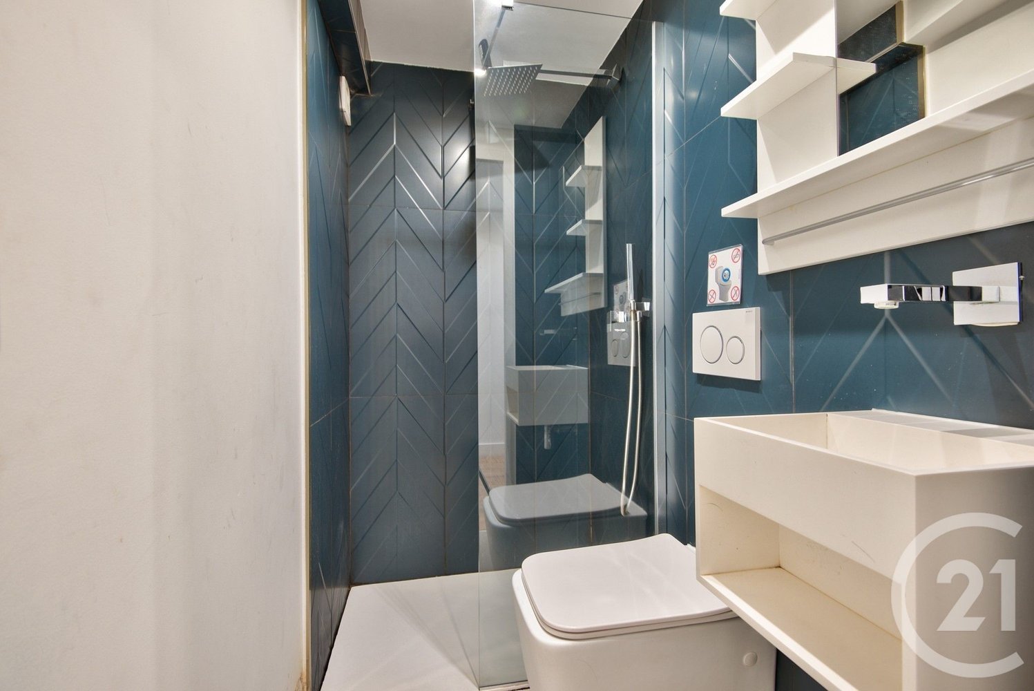 Property photo in Port