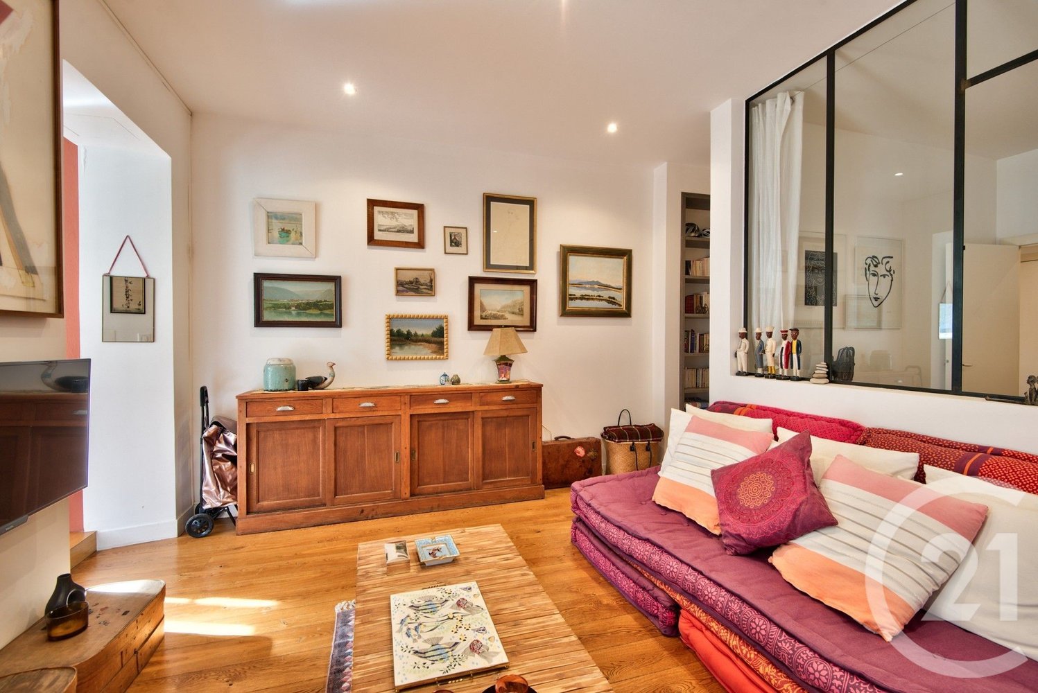 Property photo in Port