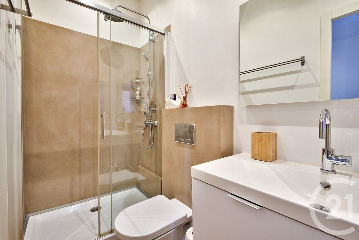 Property photo in Port