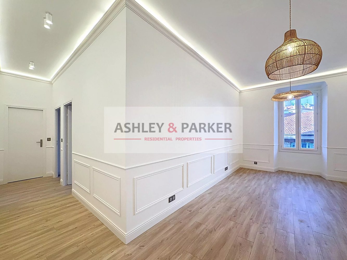 Property photo in Port