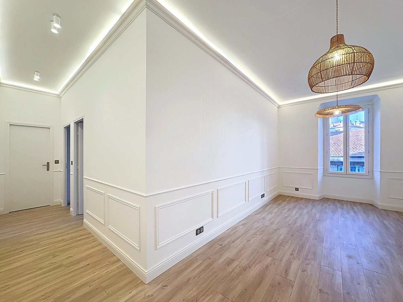 Property photo in Port