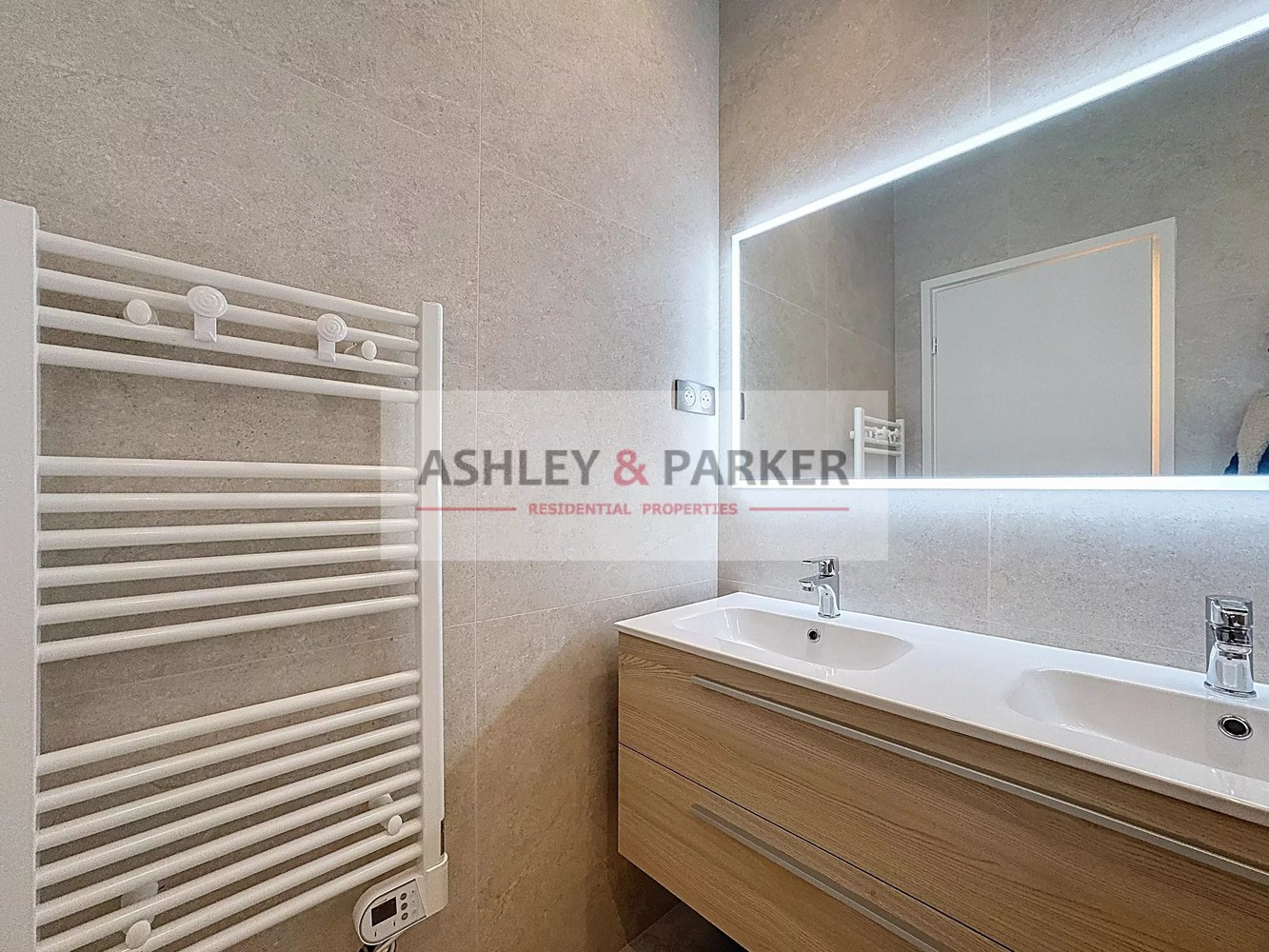 Property photo in Port